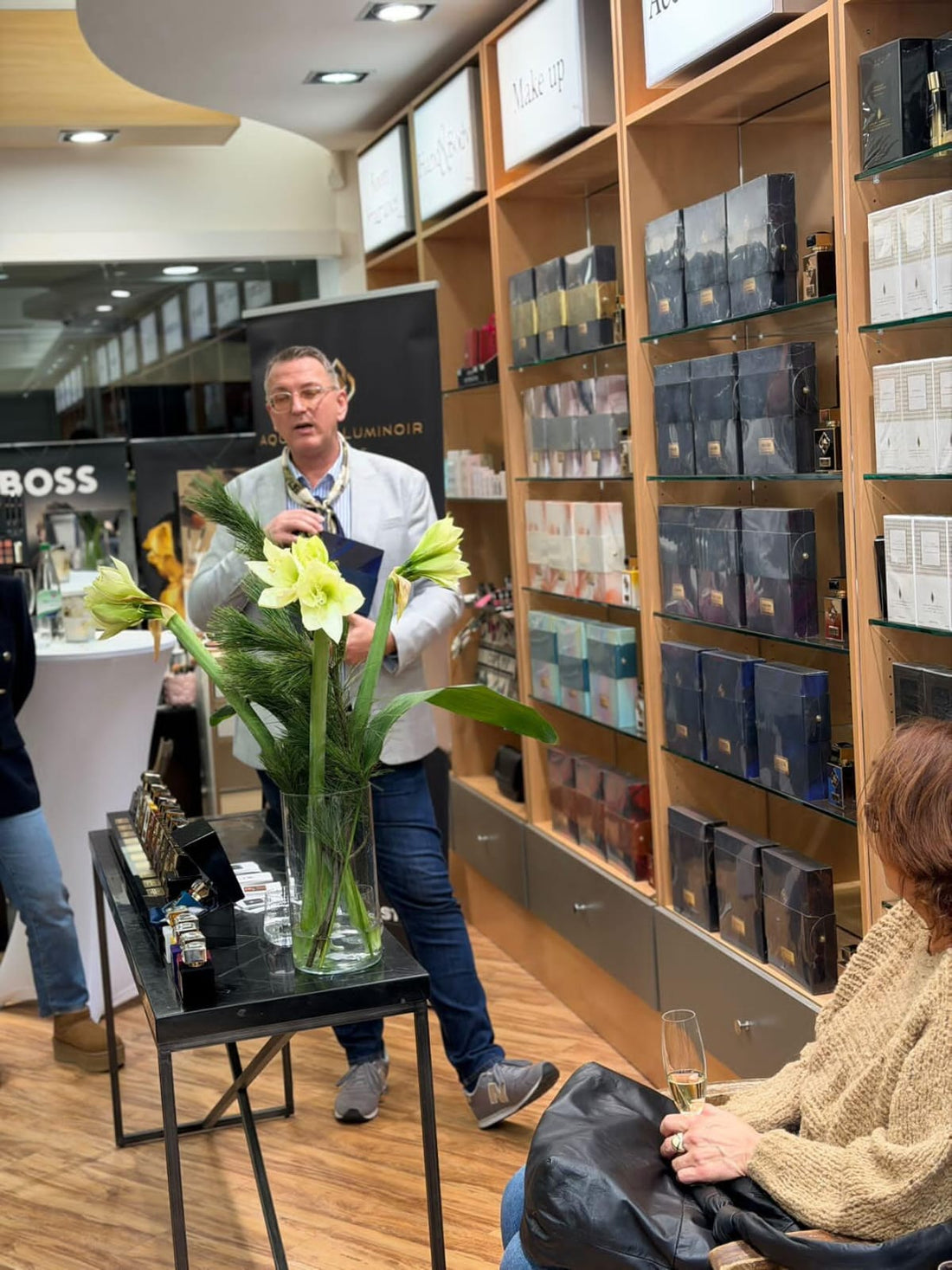 Elixir Signature Scents Launches the Aquilaria Luminoir Collection in Germany