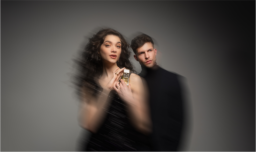 Elixir Duo Model Photo